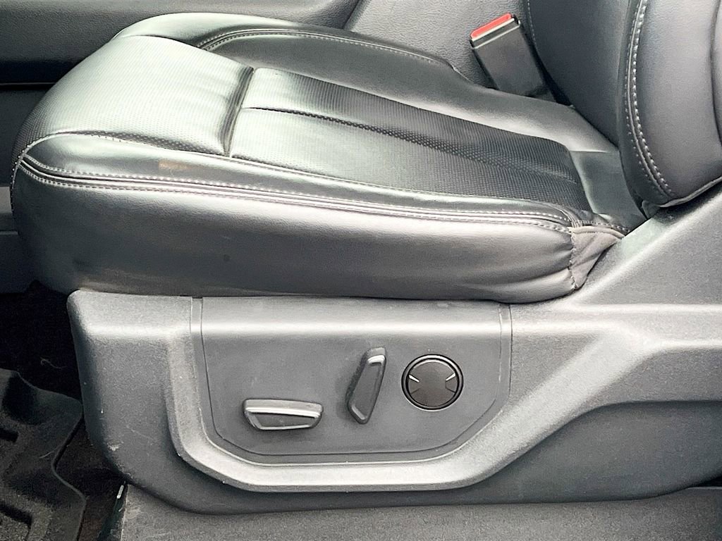 Used 2022 Ford Expedition XLT AWD/4WD image 19