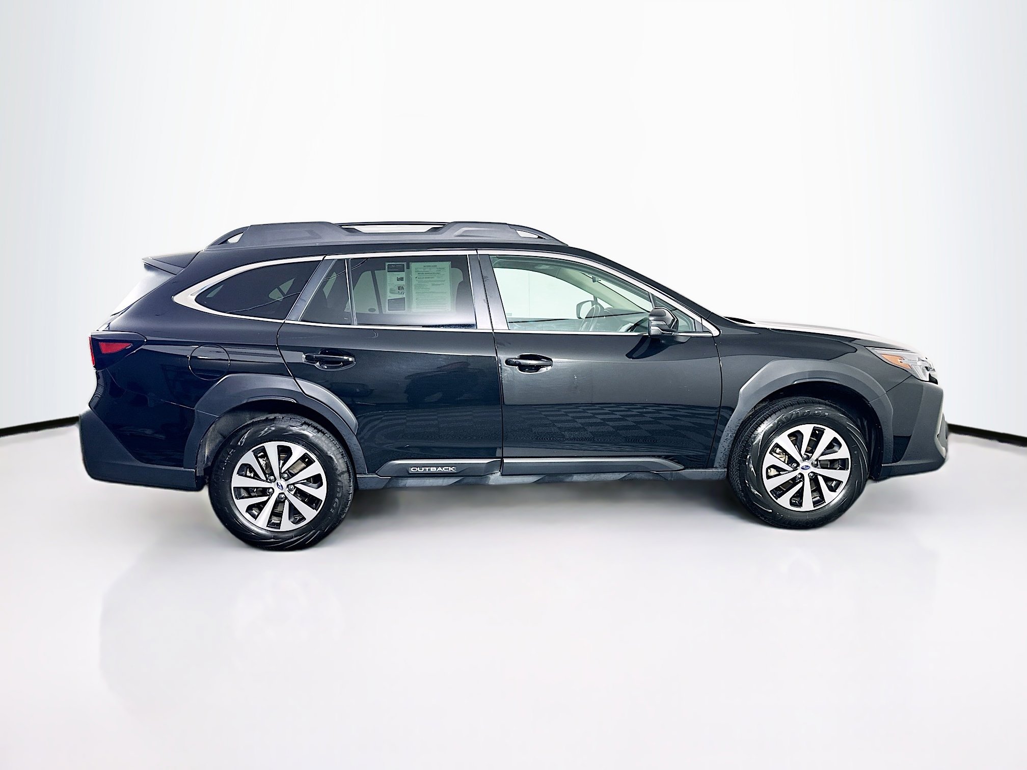 Used 2025 Subaru Outback Premium image 10
