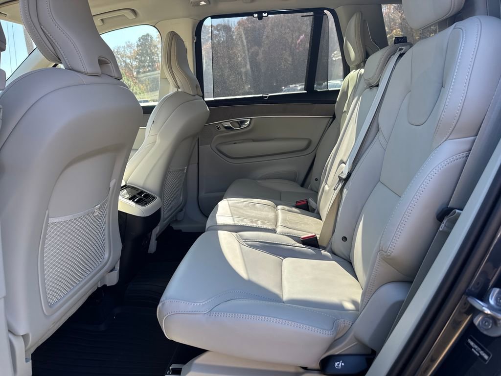 Used 2026 Volvo XC90 B6 Ultra image 29