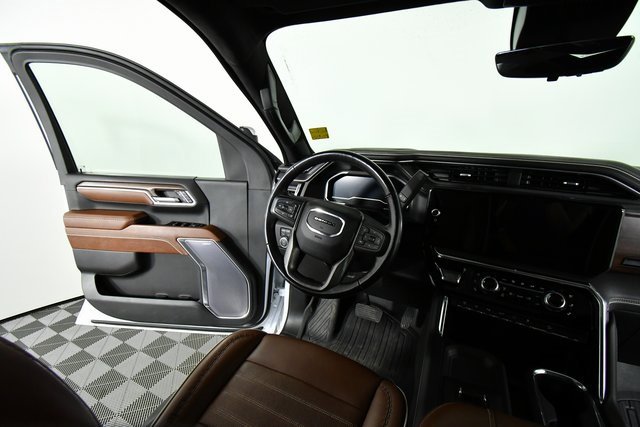 Used 2024 GMC Sierra 3500 Denali Ultimate image 19