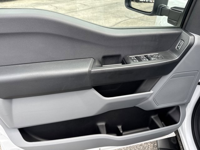 New 2025 Ford F350 XL w/ XL Chrome Package image 15