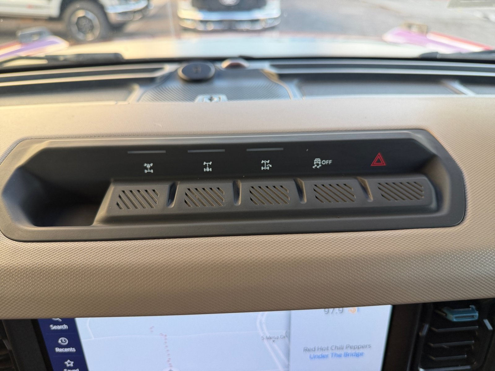 Used 2021 Ford Bronco Wildtrak AWD/4WD image 23
