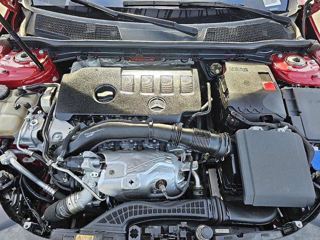 Used 2022 Mercedes-Benz CLA 250 image 10