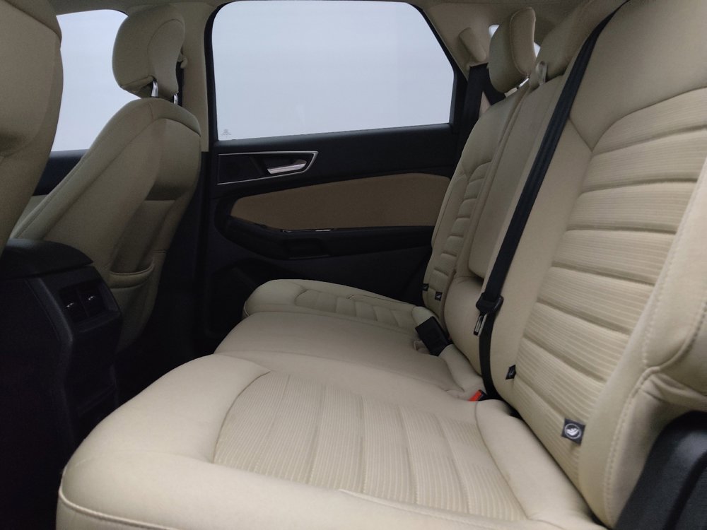 Used 2017 Ford Edge SEL FWD image 18
