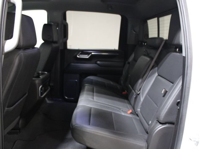 Used 2024 GMC Sierra 2500 SLT w/ SLT Convenience Package image 22