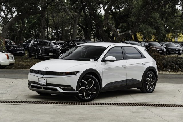 Certified 2024 Hyundai Ioniq 5 SEL image 2