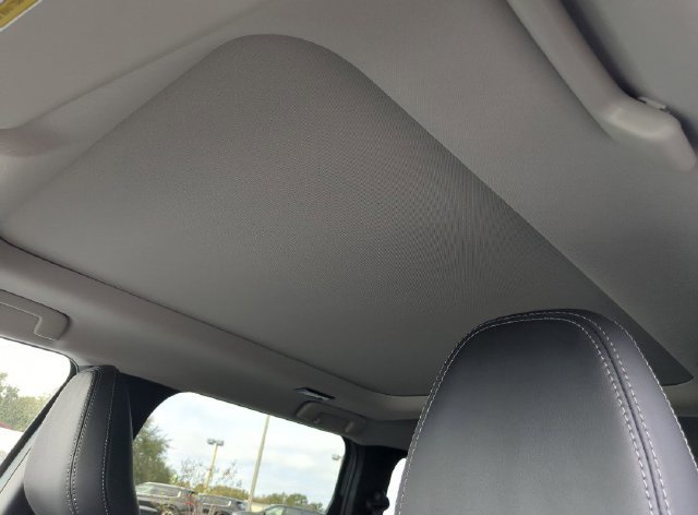 New 2026 Mitsubishi Outlander AWD image 24