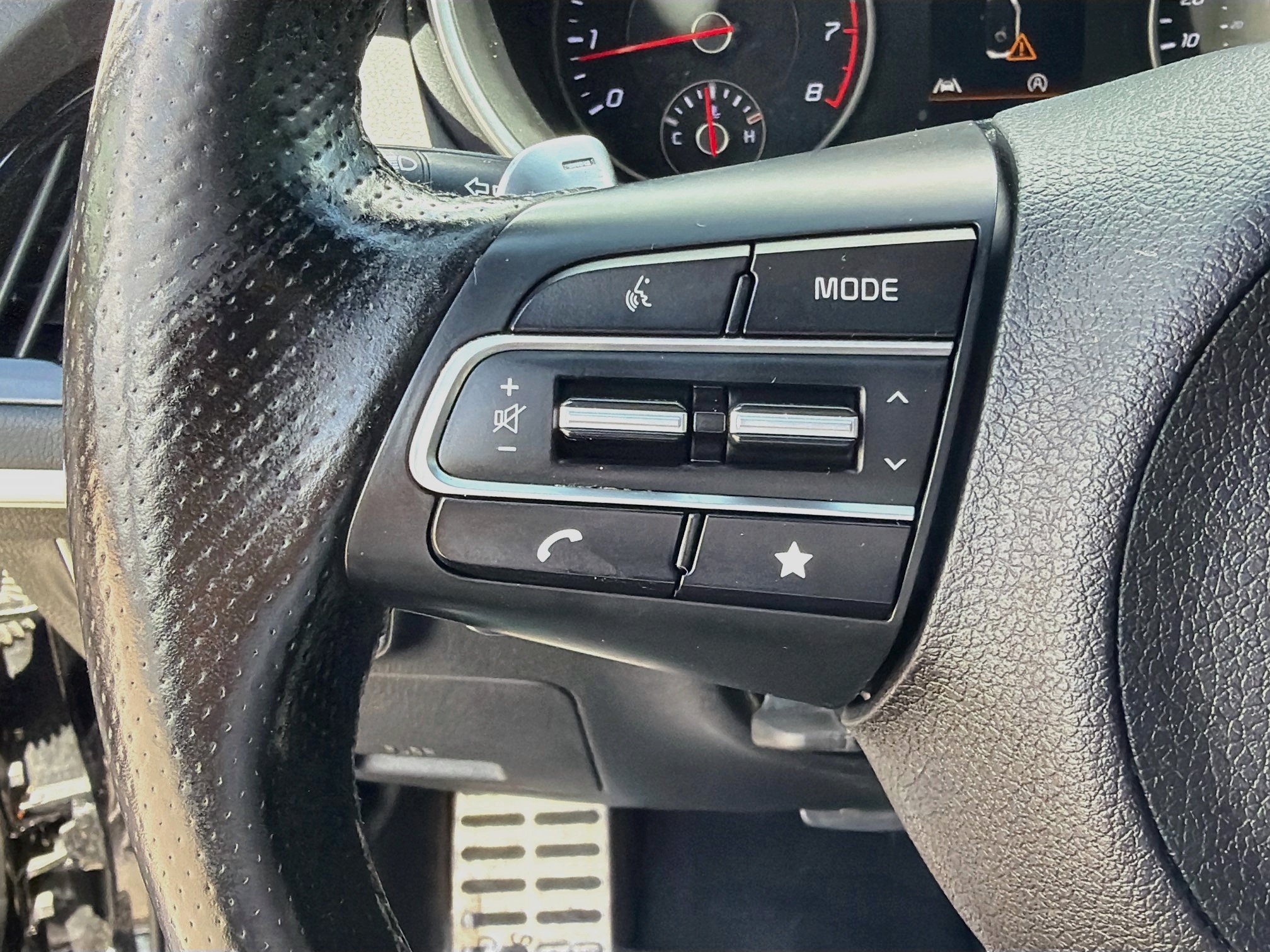 Used 2022 Kia Stinger GT-Line w/ Sun & Sound Package RWD image 37