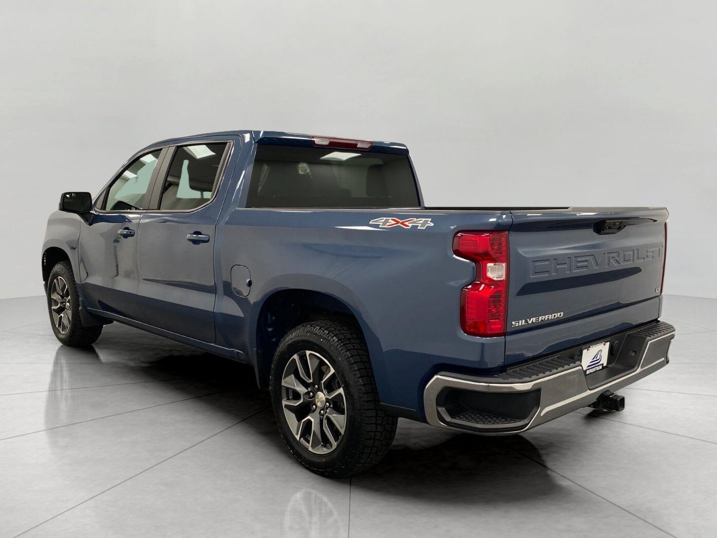 Used 2024 Chevrolet Silverado 1500 LT AWD/4WD image 37