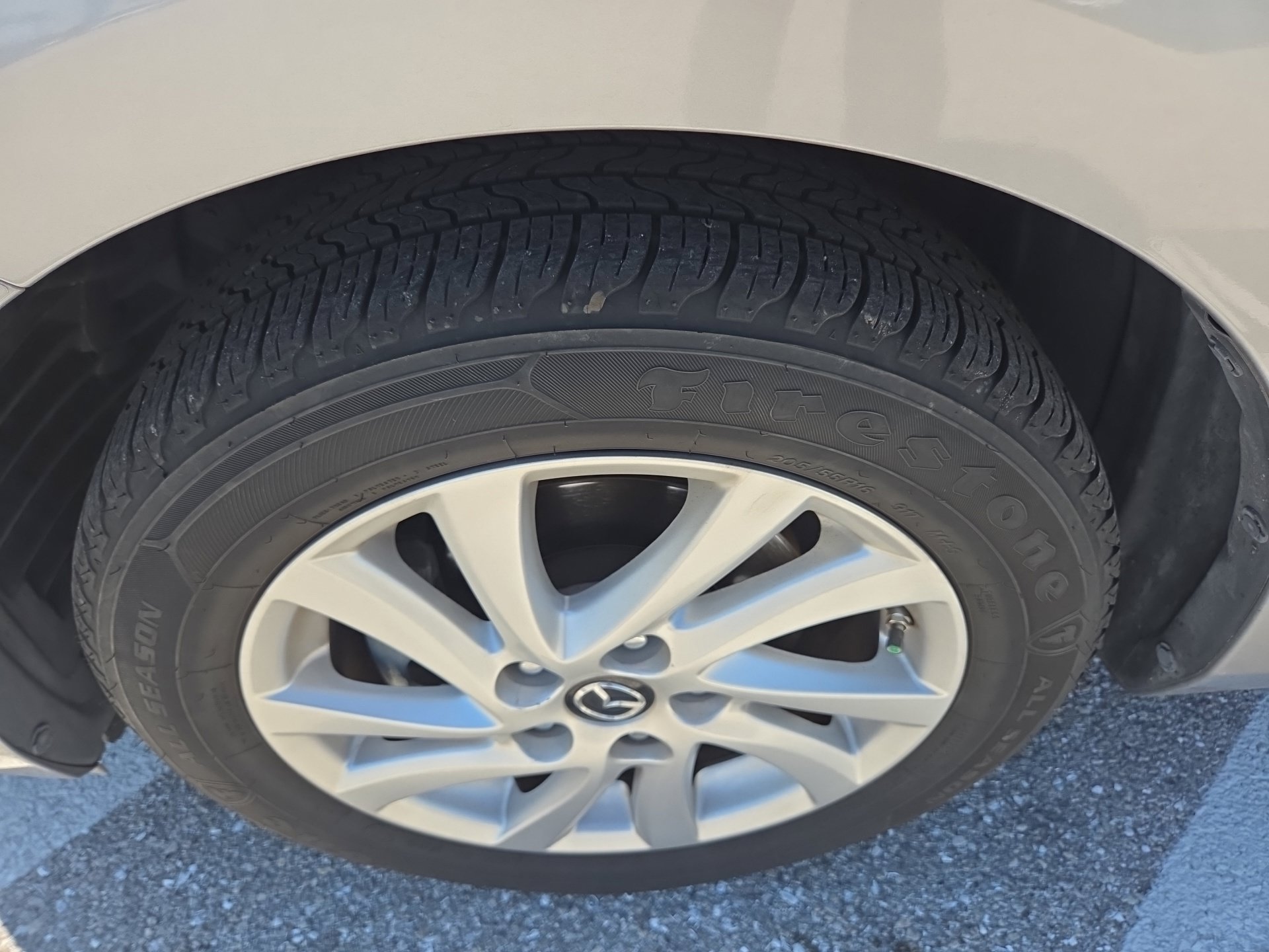 Used 2013 MAZDA MAZDA3 i Touring FWD image 24