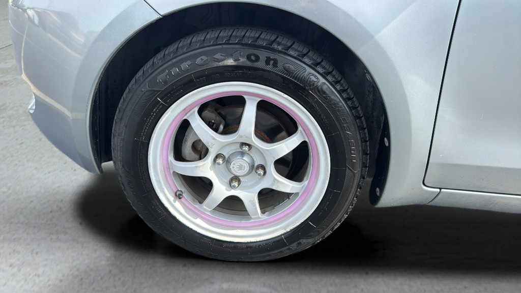 Used 2008 Toyota Yaris 2-Door Hatchback FWD image 19