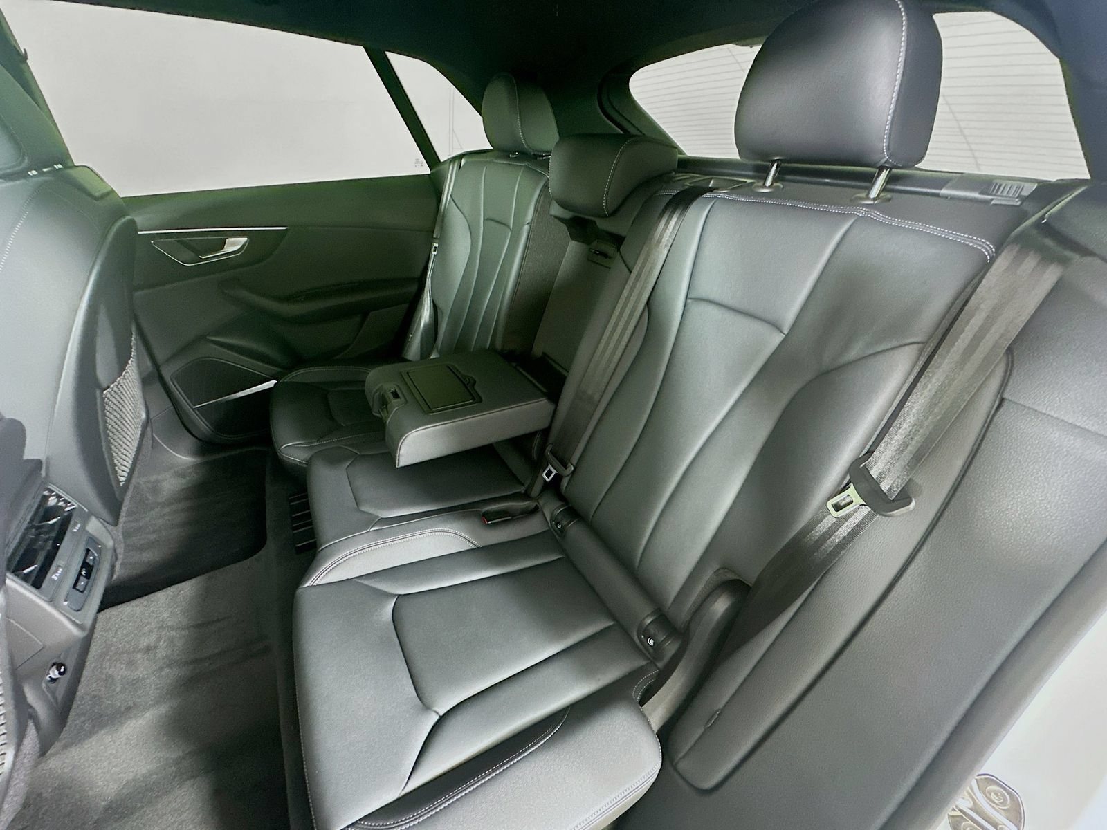 New 2026 Audi Q8 Premium AWD/4WD image 37