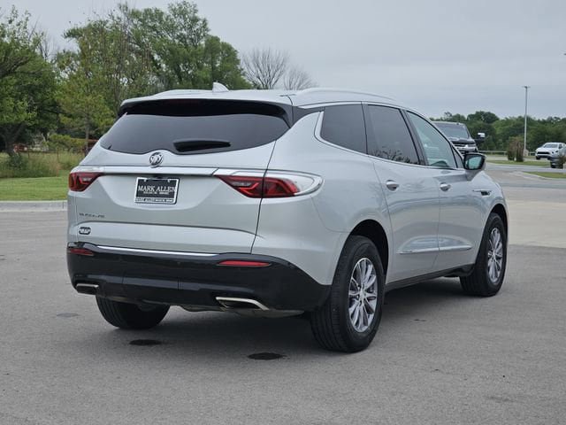 Used 2022 Buick Enclave Essence FWD image 7