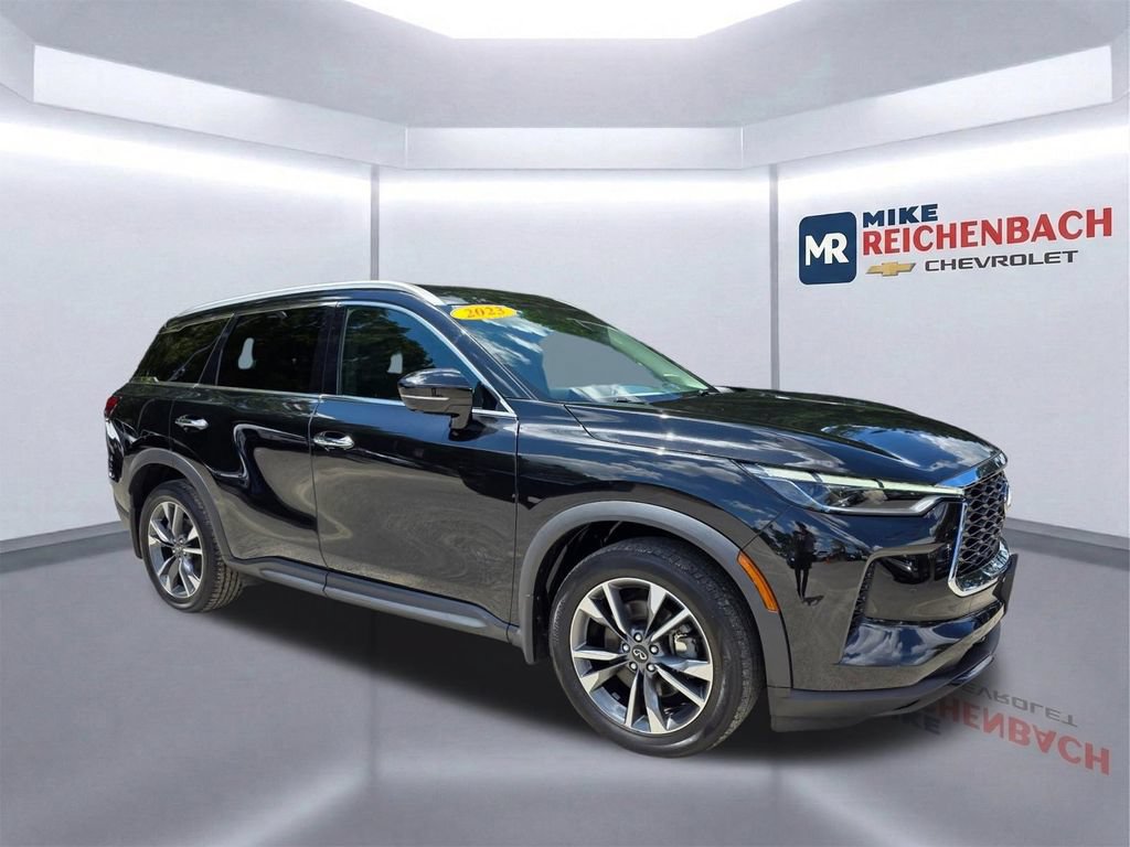 Used 2023 INFINITI QX60 Luxe w/ Performance Audio Package AWD/4WD image 1