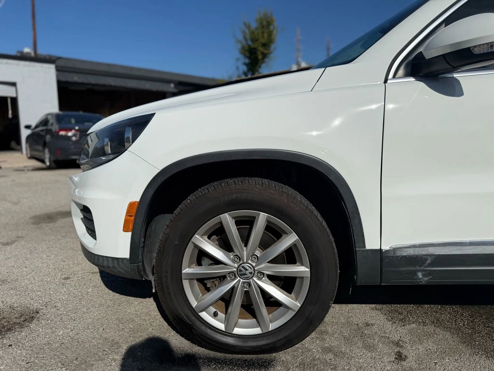 Used 2017 Volkswagen Tiguan Wolfsburg Edition image 34