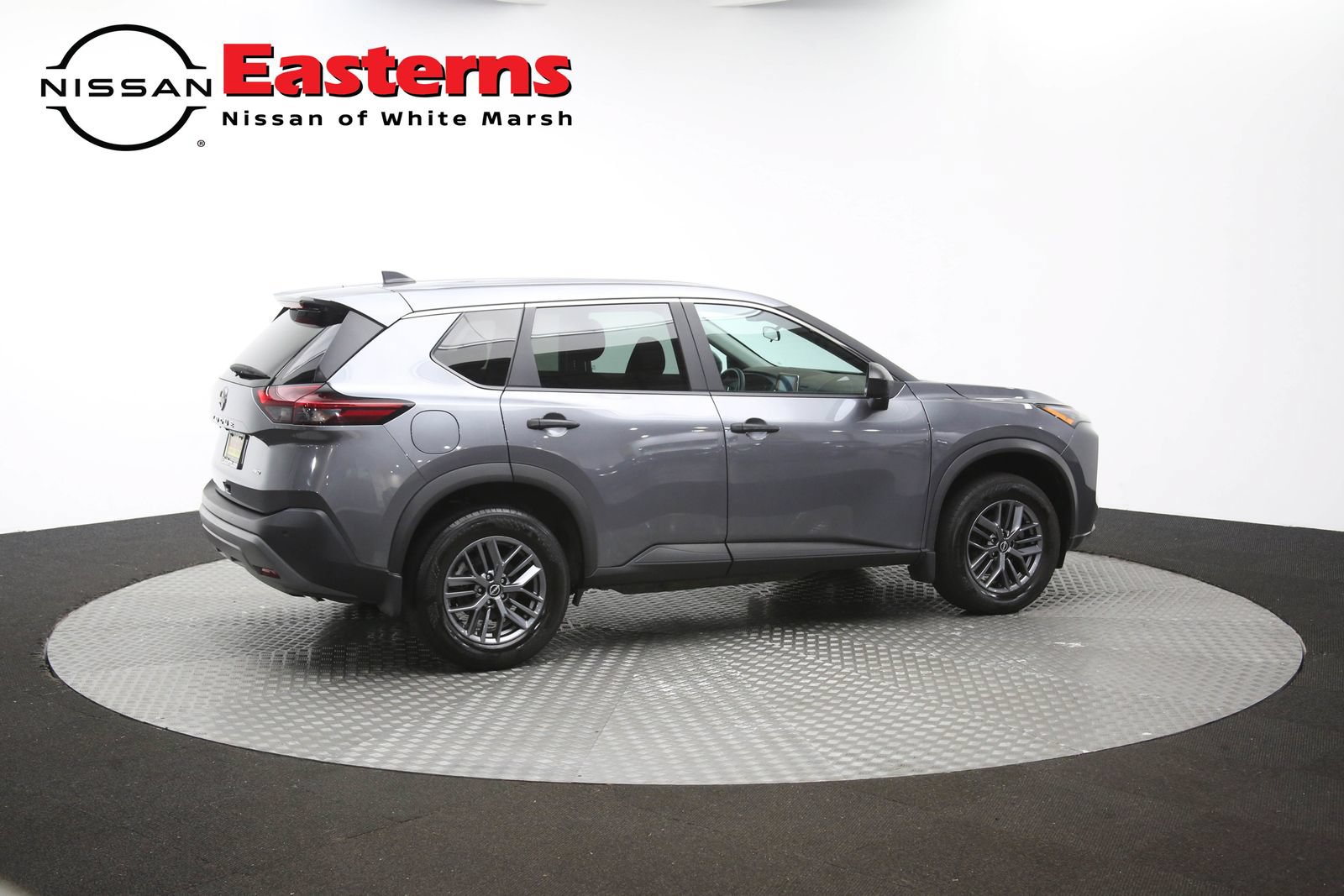 Used 2023 Nissan Rogue S AWD/4WD image 41