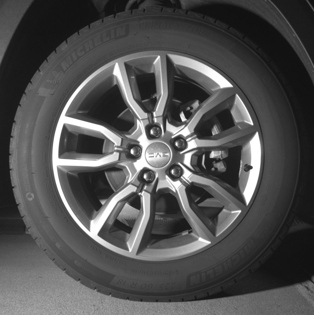 Used 2024 GMC Terrain SLT image 13