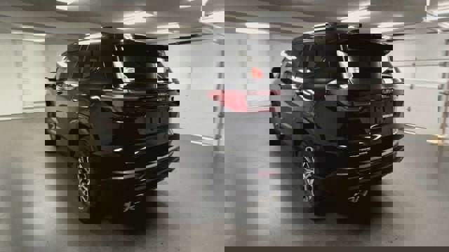 New 2026 GMC Acadia AT4 w/ LPO, Floor Liner Package image 7