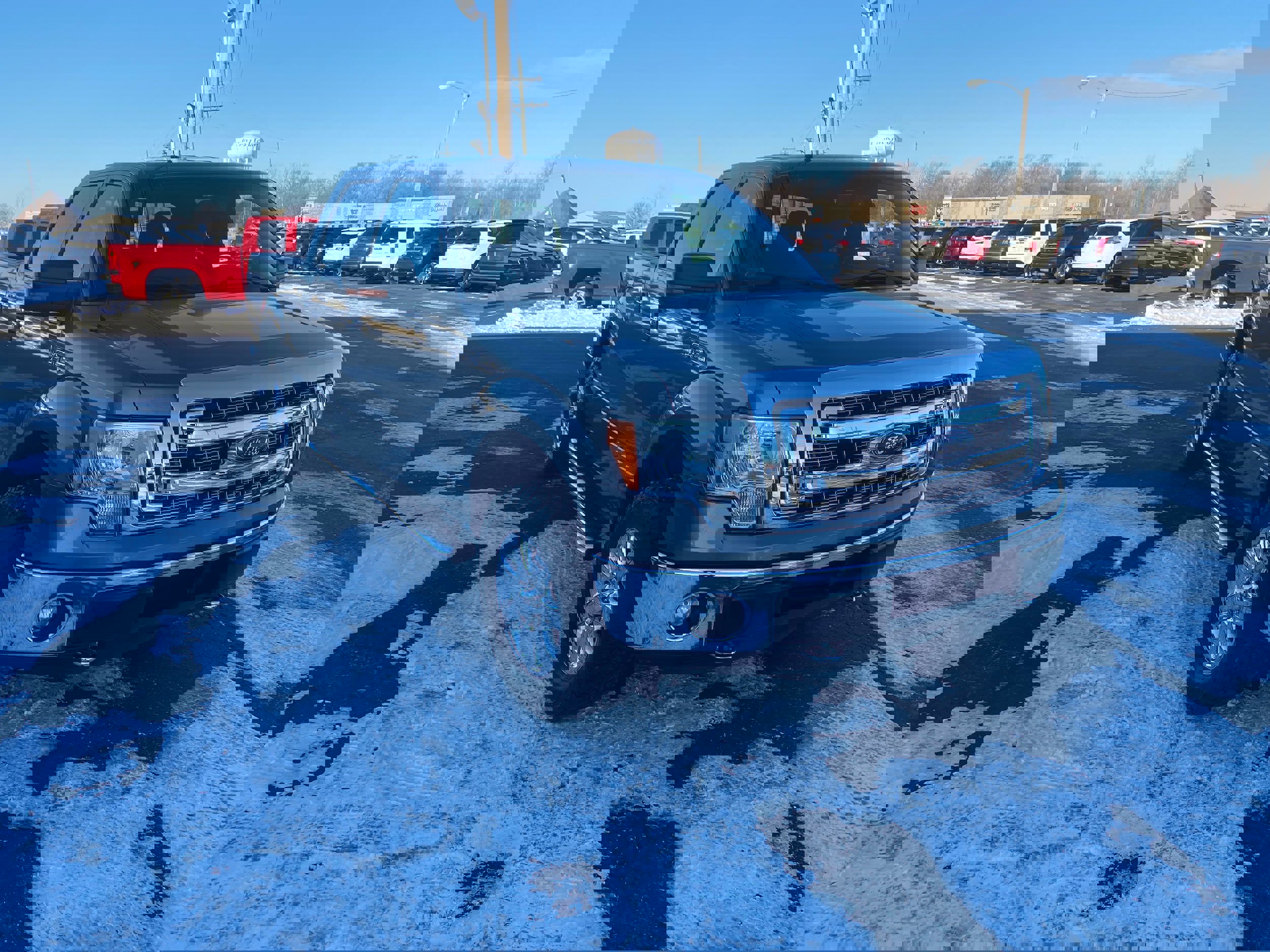 Used 2013 Ford F150 XLT w/ Luxury Equipment Group image 3