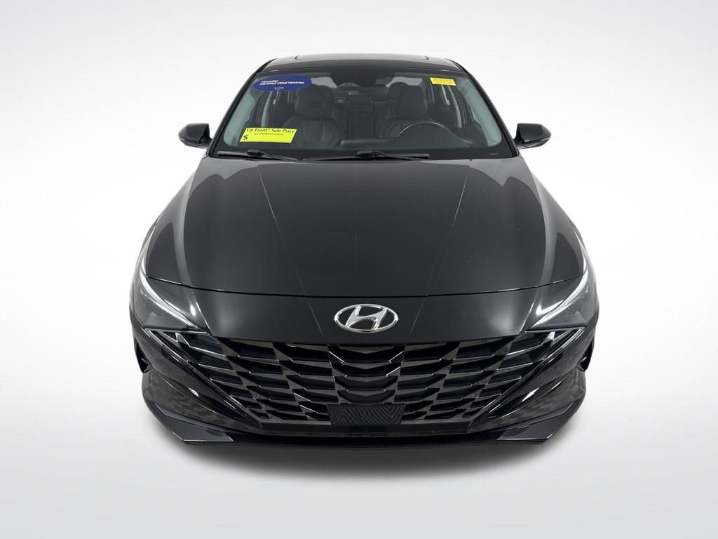 Used 2023 Hyundai Elantra Limited w/ Preferred Accessory Package image 11