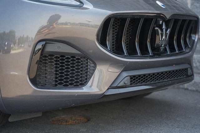 Used 2023 Maserati Grecale Modena AWD/4WD image 16