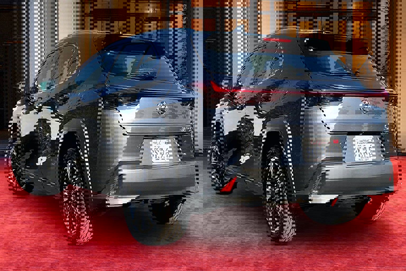 Used 2024 Lexus UX 250h FWD image 5