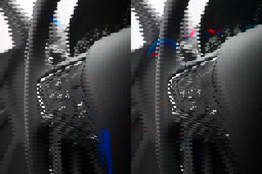 Used 2024 Chevrolet Equinox LT image 18