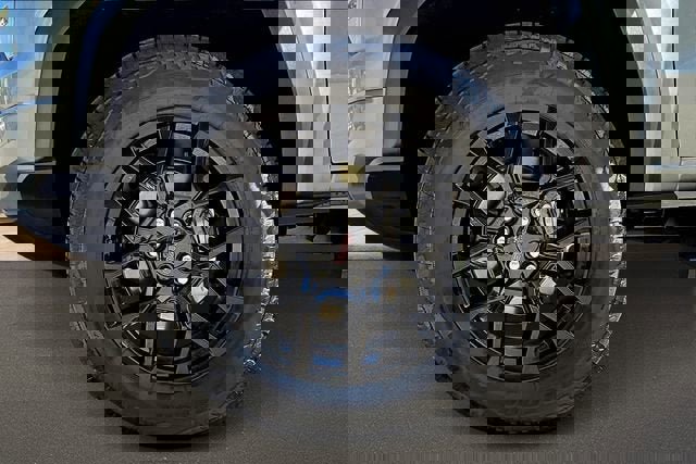 New 2026 GMC Canyon Elevation w/ Convenience Package image 12