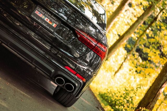 Used 2023 Audi S6 Prestige w/ Prestige Package AWD/4WD image 9