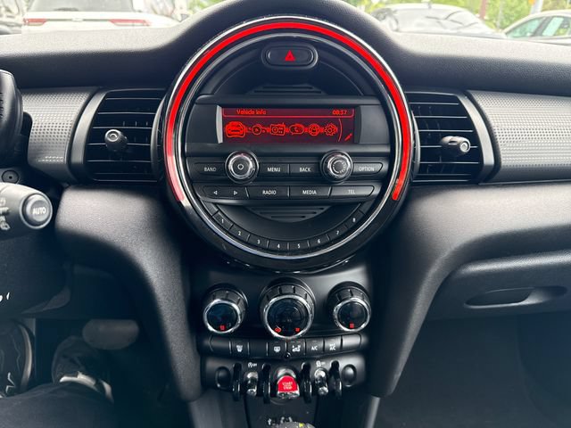 Used 2015 MINI Cooper 2-Door Hardtop FWD image 22
