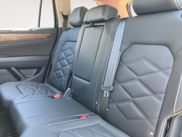 New 2025 Volkswagen Atlas SE image 13