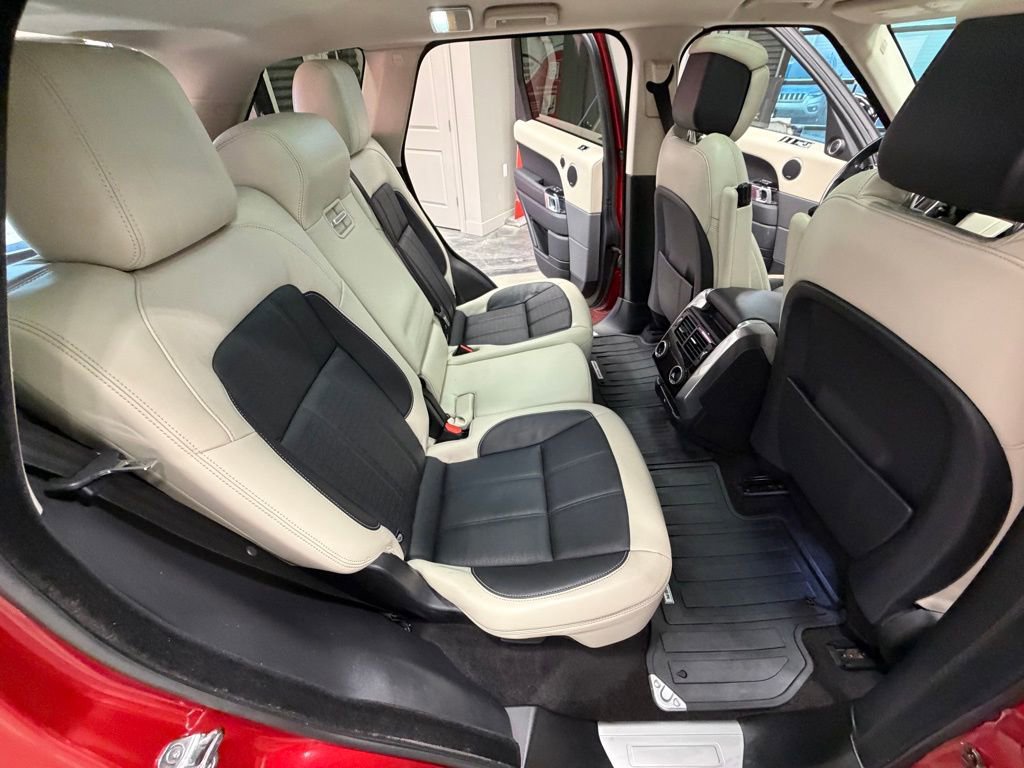 Used 2019 Land Rover Range Rover Sport HSE Dynamic image 45