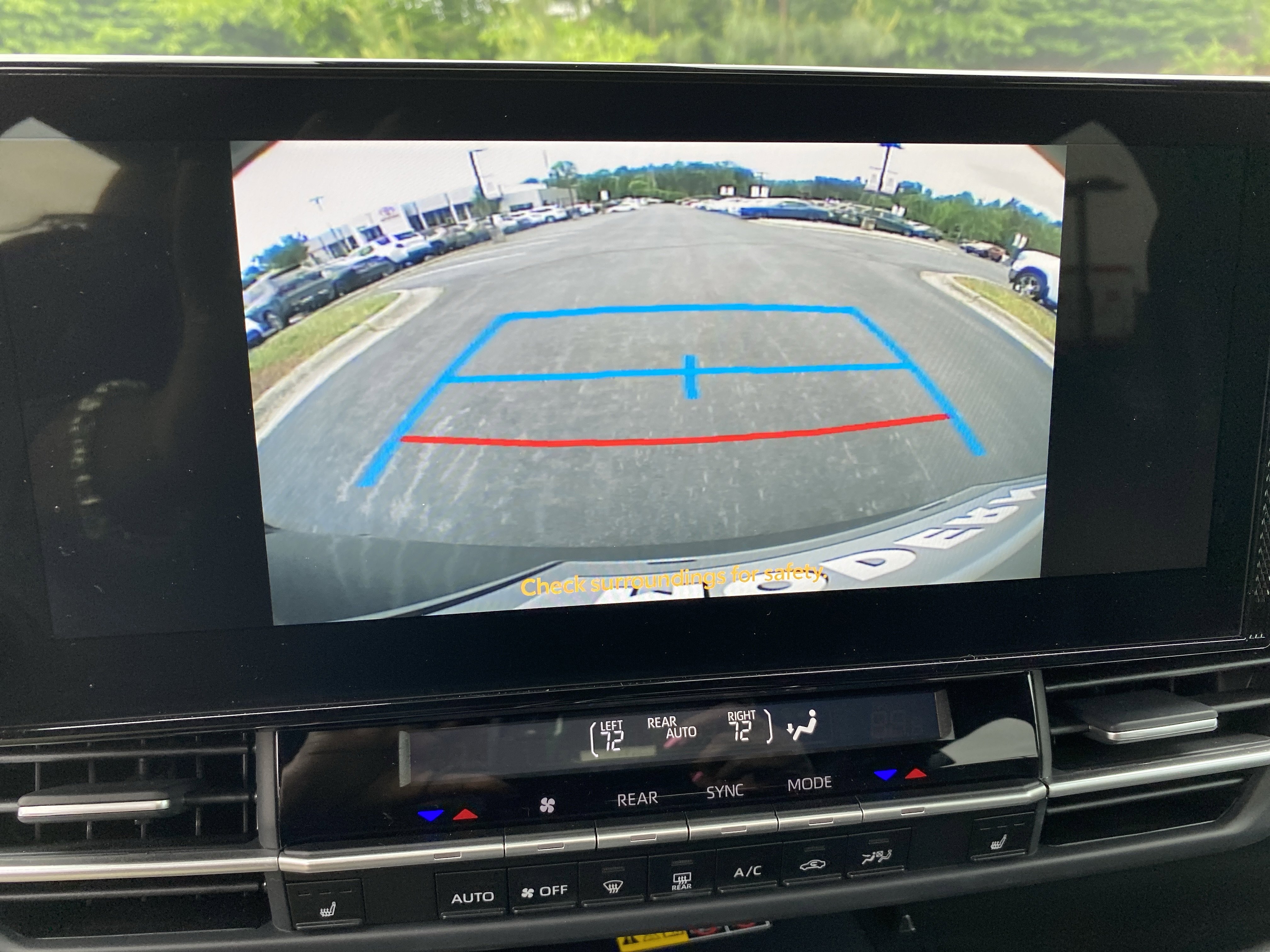 Certified 2025 Toyota Sienna XSE w/ XSE Plus Package FWD image 15