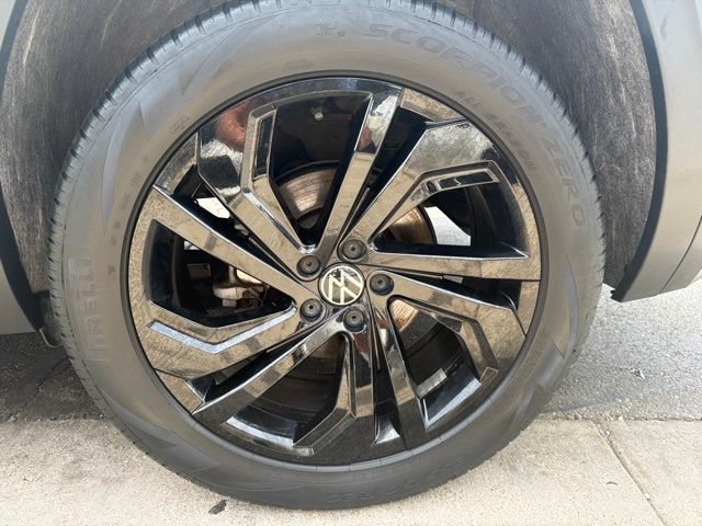 Used 2023 Volkswagen Atlas SE w/ Panoramic Sunroof Package AWD/4WD image 39