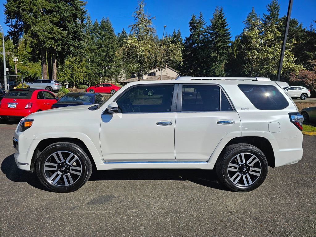 Used 2024 Toyota 4Runner Limited AWD/4WD image 8