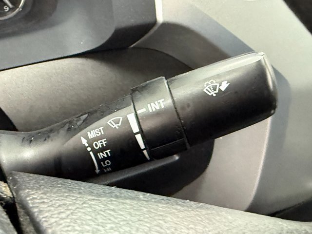 Used 2015 Toyota Tundra SR5 w/ SR5 Upgrade Package image 14