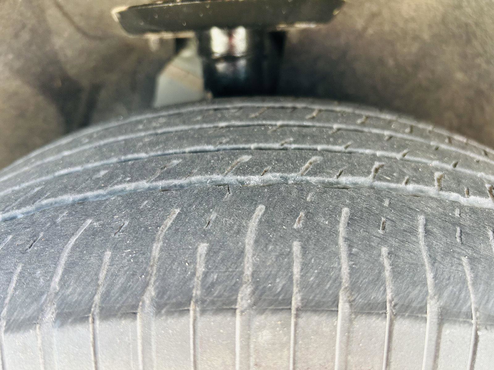 Used 2023 Chrysler Pacifica Touring-L image 42