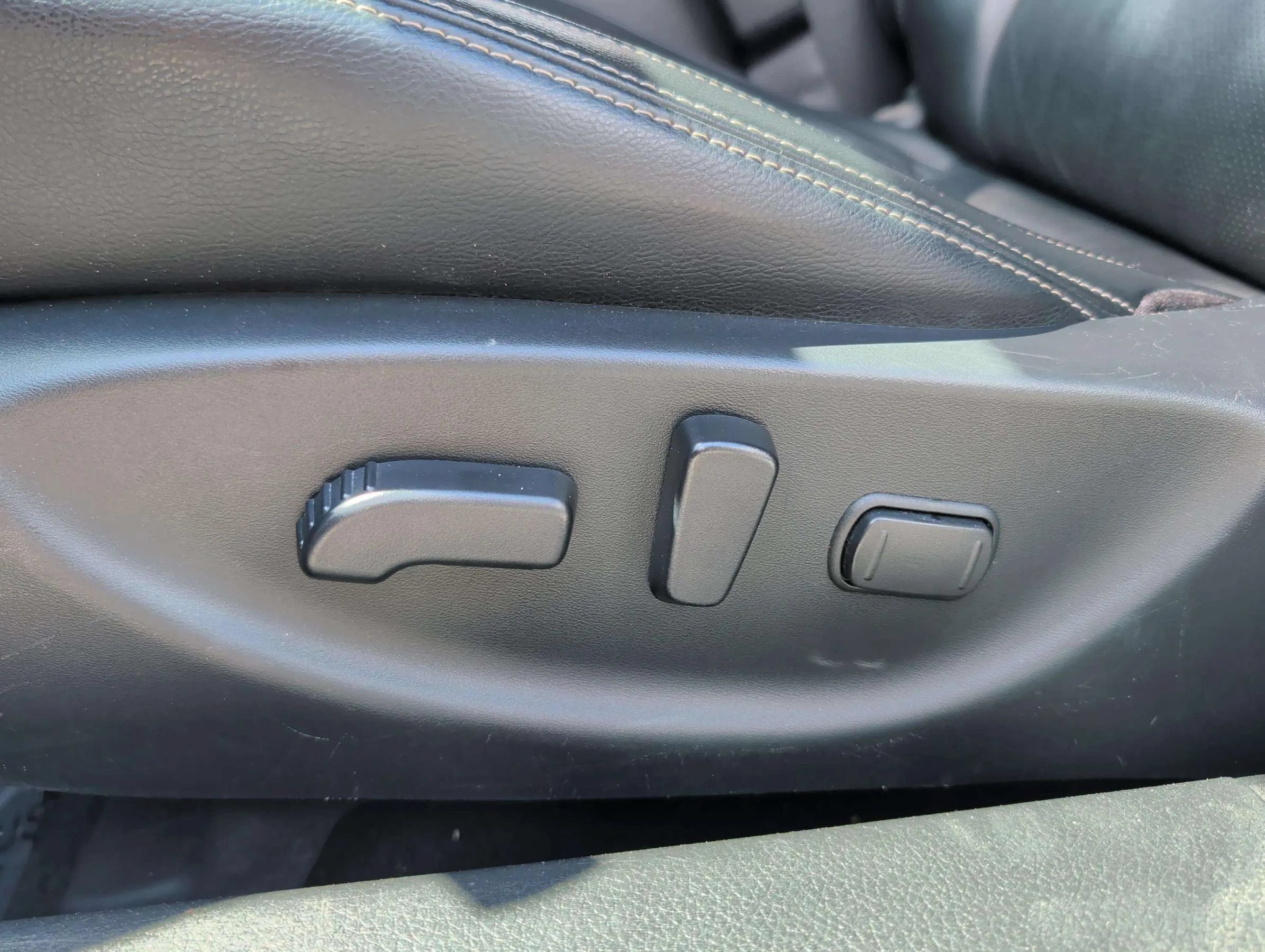 Used 2020 Nissan Maxima 3.5 SV w/ Floor Mat Group FWD image 14