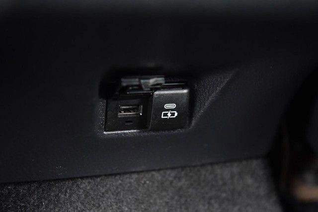 Used 2025 Toyota Camry LE image 24