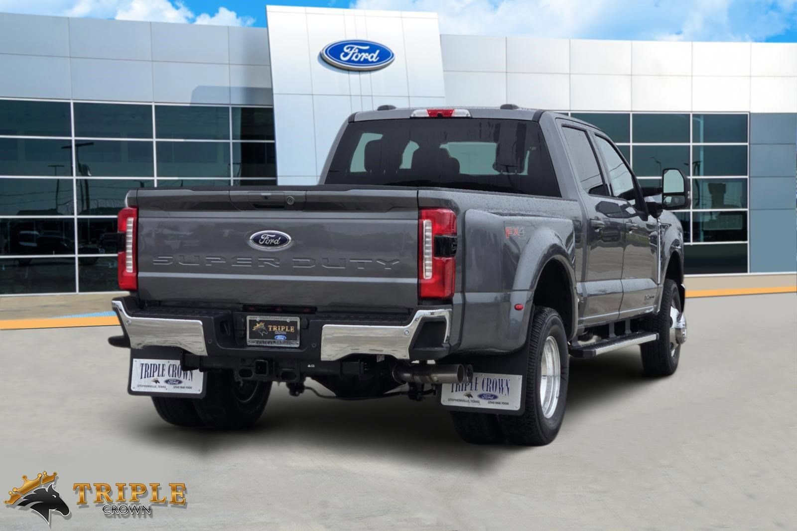 New 2026 Ford F350 Lariat w/ FX4 Off-Road Package AWD/4WD image 5