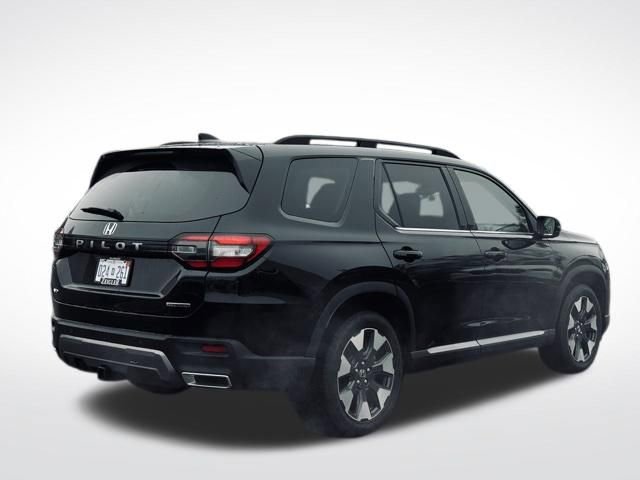 New 2026 Honda Pilot Touring image 5