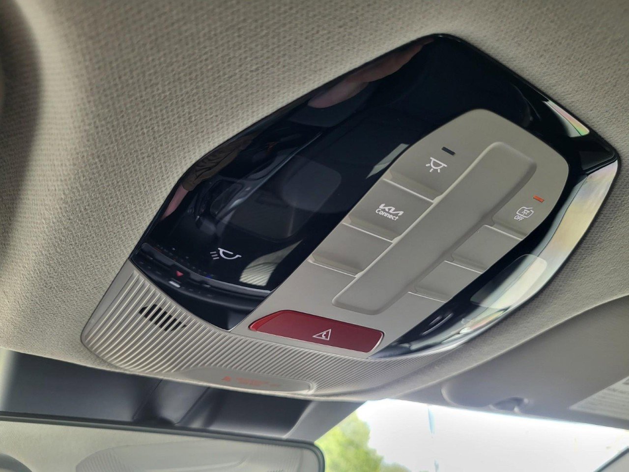 Used 2025 Kia K4 LX FWD image 23