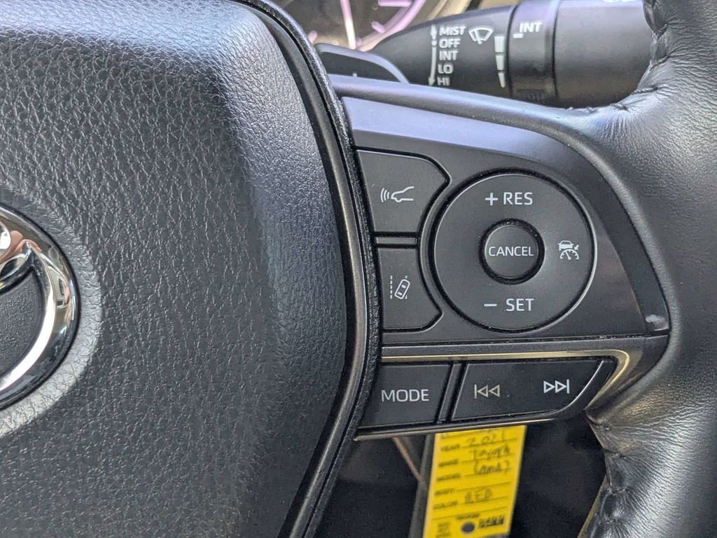 Used 2021 Toyota Camry SE image 27