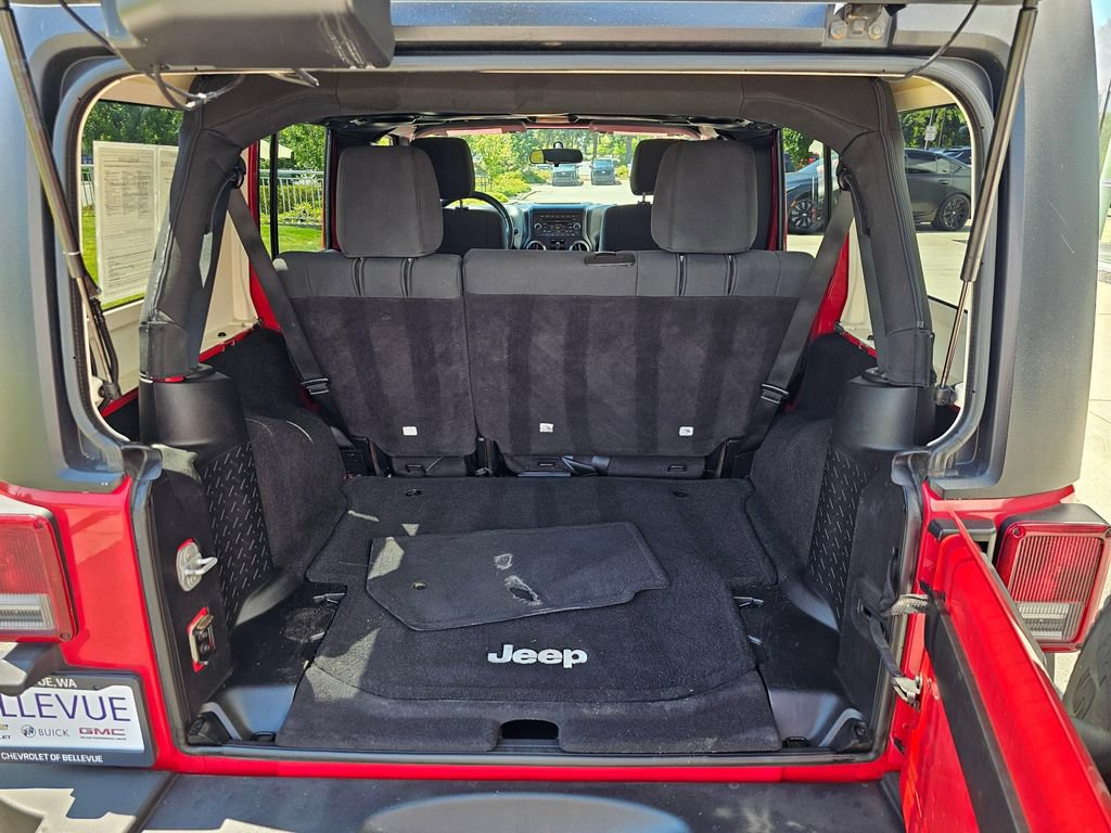 Used 2011 Jeep Wrangler Unlimited Sport AWD/4WD image 13