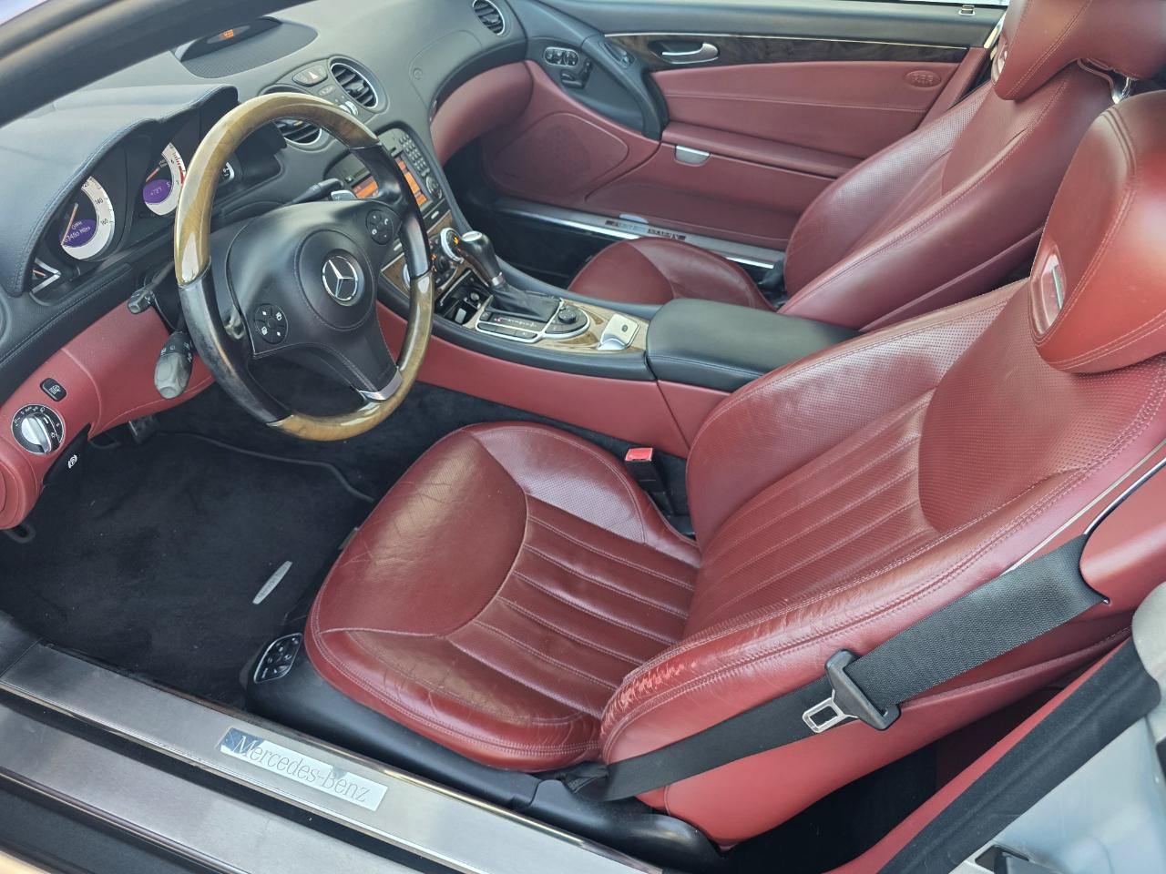 Used 2011 Mercedes-Benz SL 550 w/ Premium I Pkg image 22