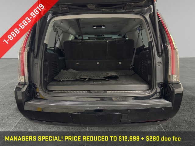 Used 2016 Cadillac Escalade ESV Luxury AWD/4WD image 16