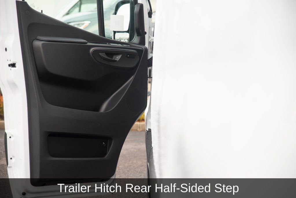 Used 2025 Mercedes-Benz Sprinter 2500 image 25