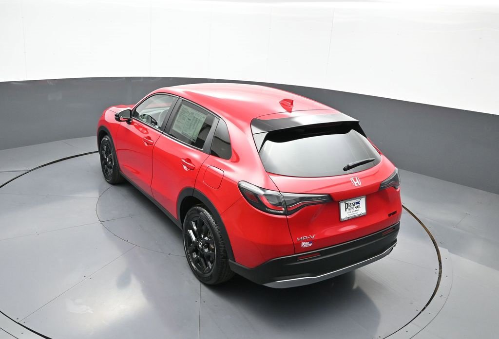 Certified 2024 Honda HR-V Sport image 38