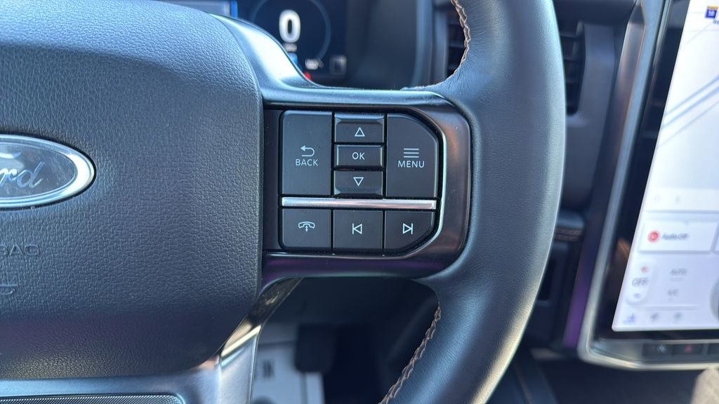 Used 2024 Ford Expedition Platinum AWD/4WD image 37