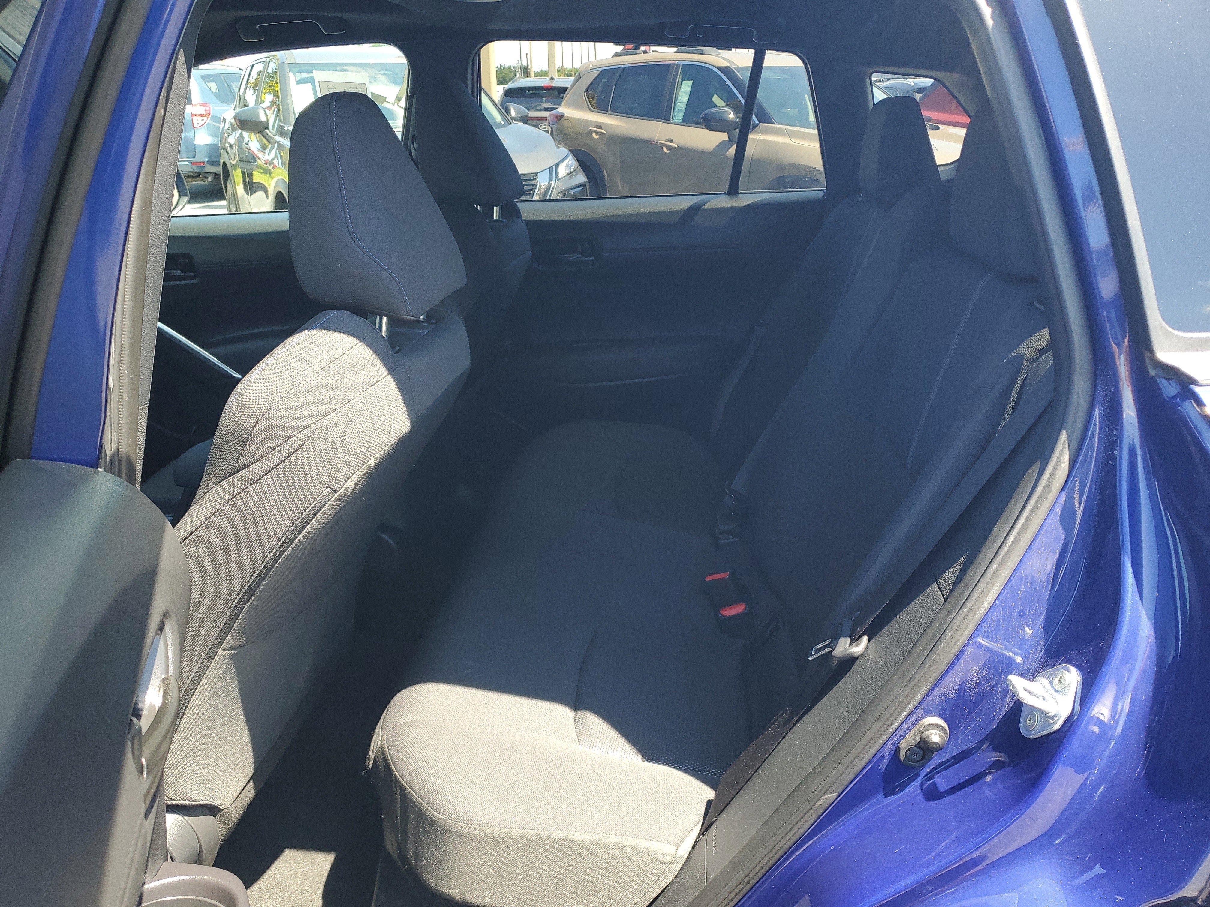 Used 2024 Toyota Corolla Cross AWD Hybrid w/ Moonroof Package image 14